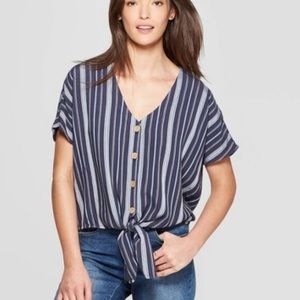 Blue stripe tie front shirt sleeve top - small